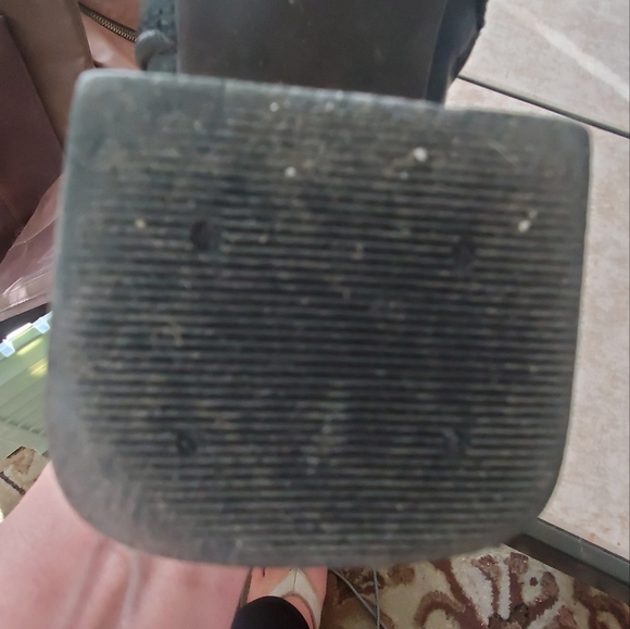 Leather boots - Picture 3 of 4